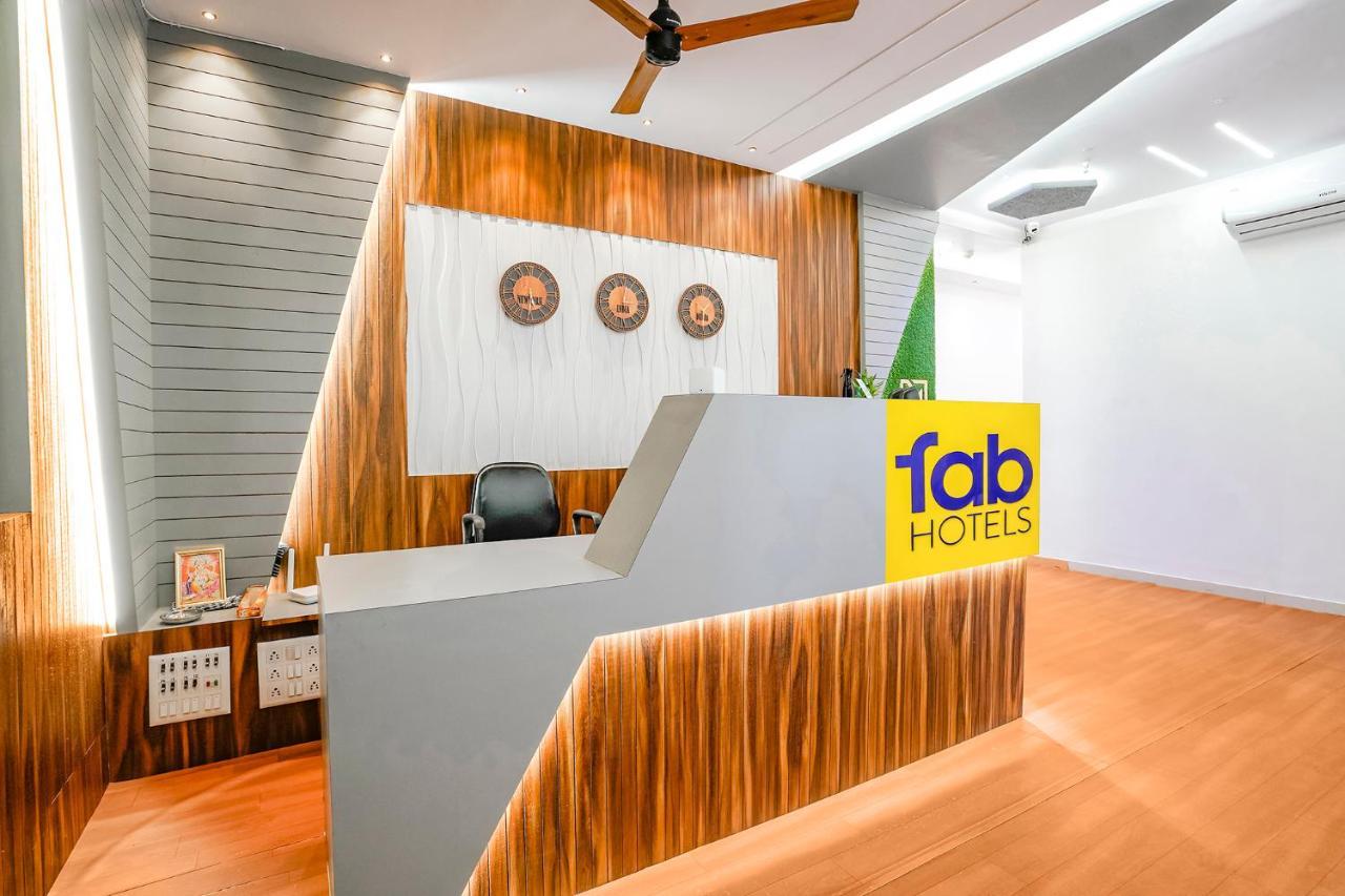 Fabhotel Magnus Surat Esterno foto