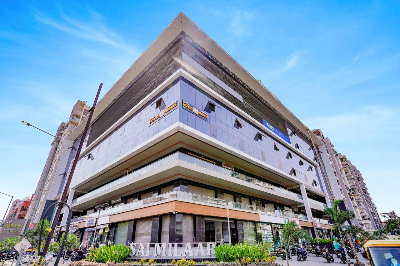 Fabhotel Magnus Surat Esterno foto