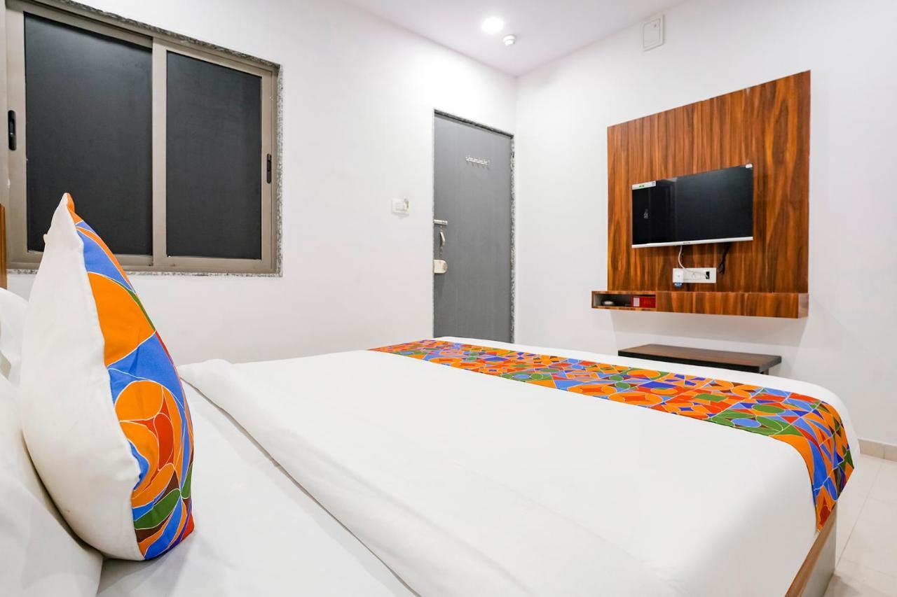 Fabhotel Magnus Surat Esterno foto