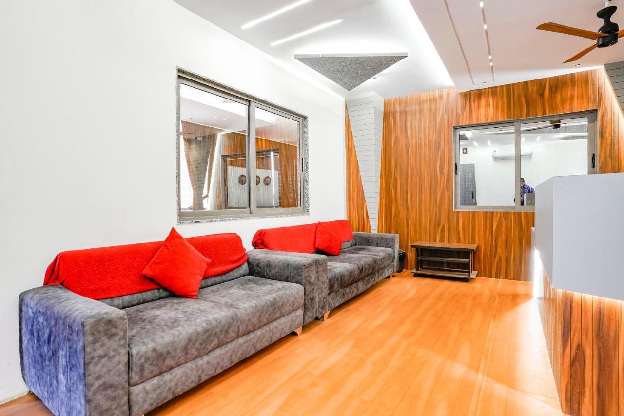 Fabhotel Magnus Surat Esterno foto